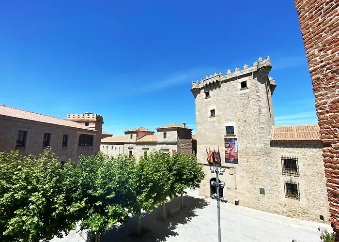Palacio Duque de Tamames - HOTEL EL RASTRO Ávila